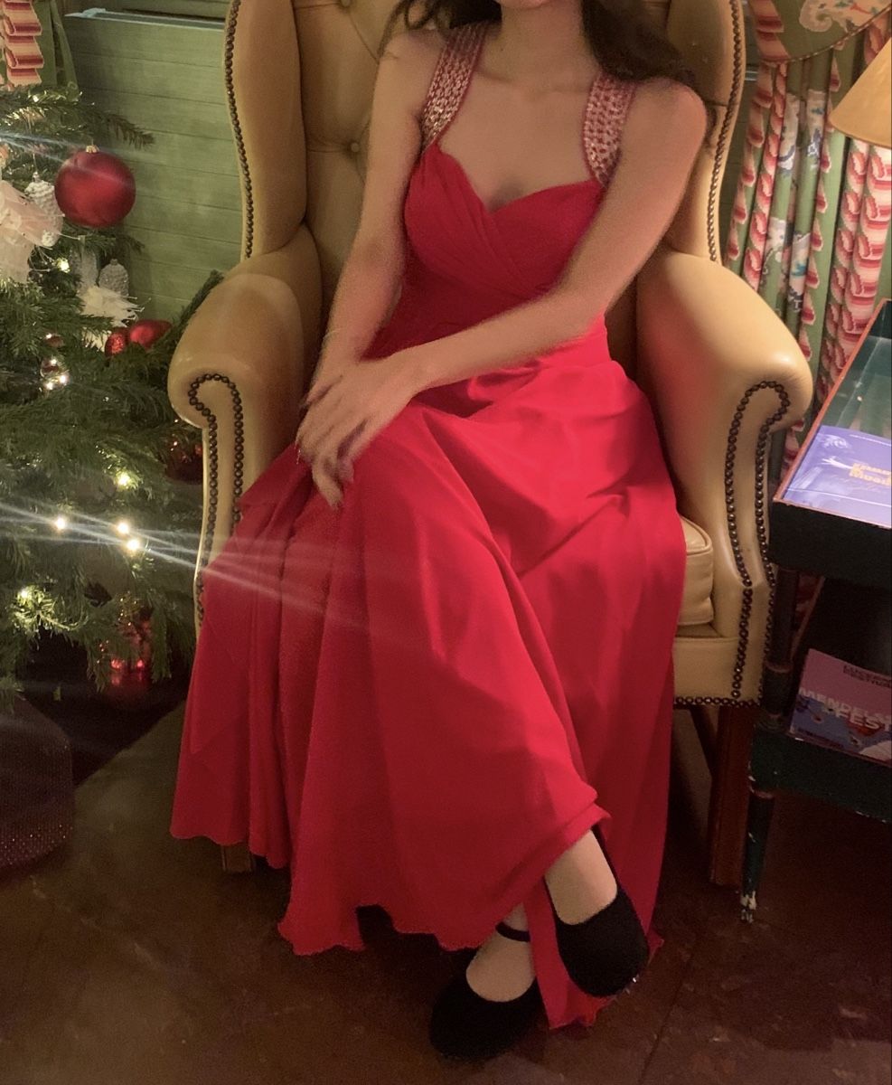 Robes: Elegant Red dress- Handmade – Neuf (Voir description) à Horw par lor_mh97 1
