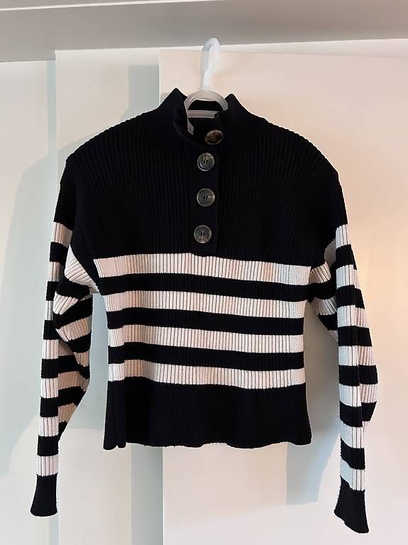 Pulls & Sweat-shirts: pullover xs/s – D'occasion à Wädenswil par sereina.v