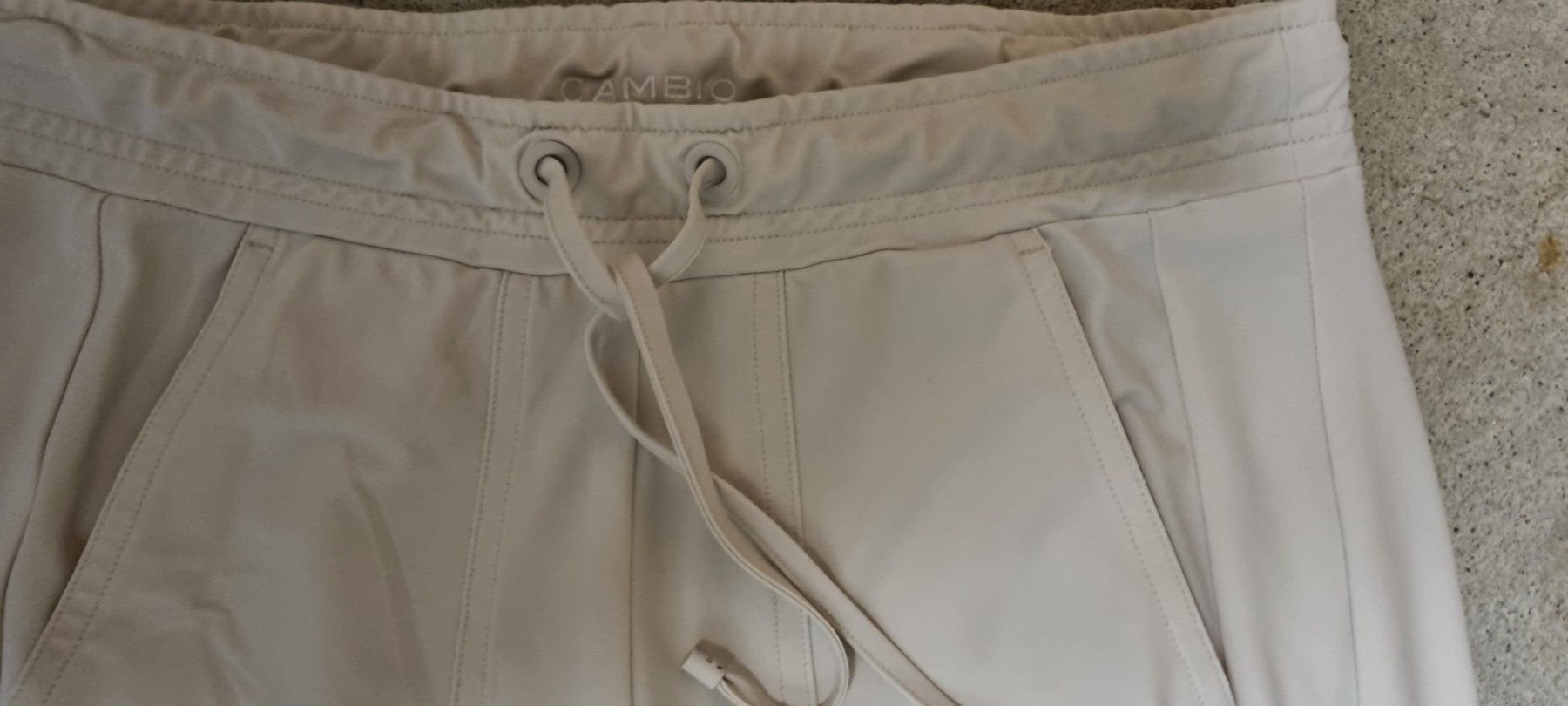 Cambio Pantaloni: Cambio Sommerhose Gr.34 – Usato da Embrach venduto da Valday 1