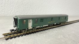 Arnold Gepäckwagen Spur N