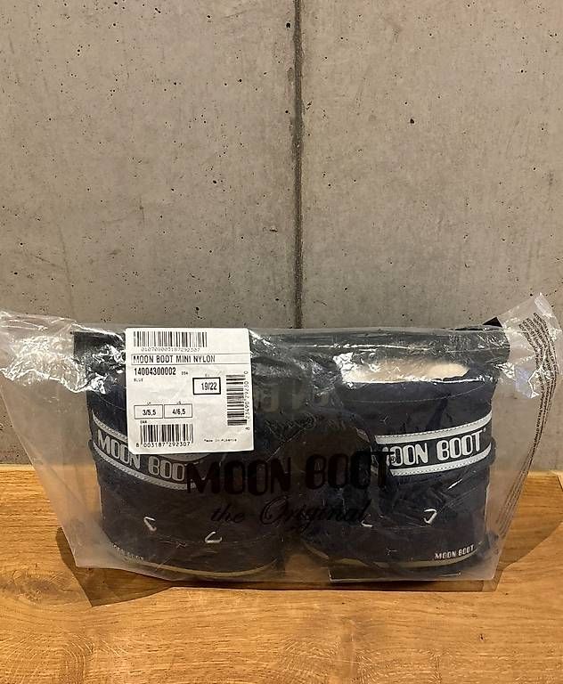 Scarpe per ragazzi: Mini Moon Boot Navy Gr 19/22 – Usato da Kallern venduto da giroud81 1