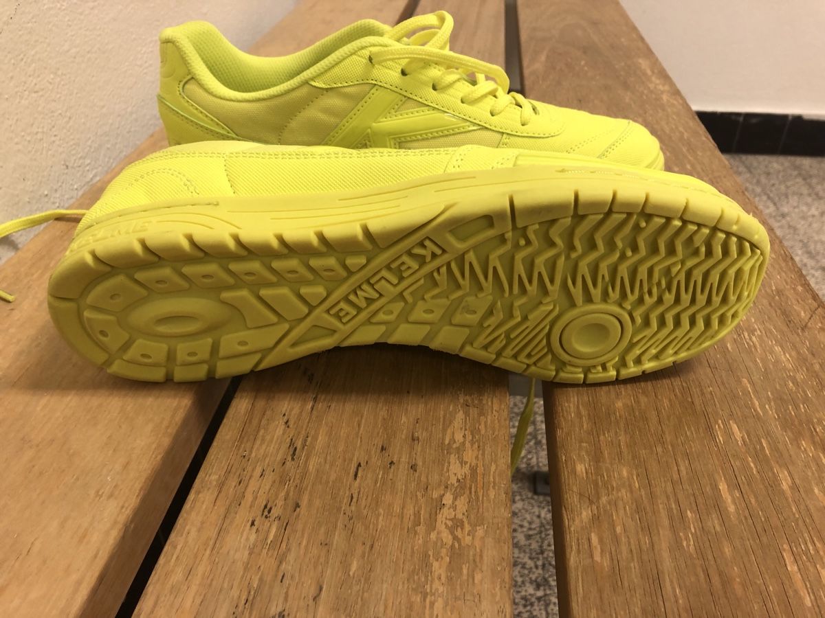 Scarpe da uomo: Kelme Futsal Baskets n41 – Nuovo e nell'imballaggio originale da Le Grand-Saconnex venduto da focamix 2