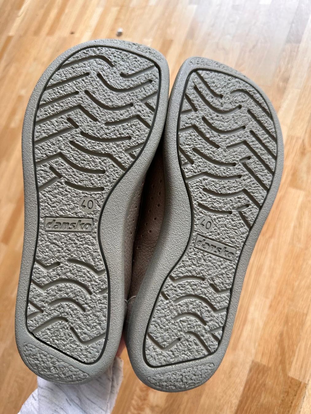 Scarpe da donna: Dansko Schuhe, neuwertig, hellbraun, beige, Grösse 40 – Nuovo (secondo la descrizione) da Oltingen venduto da Rige2 2