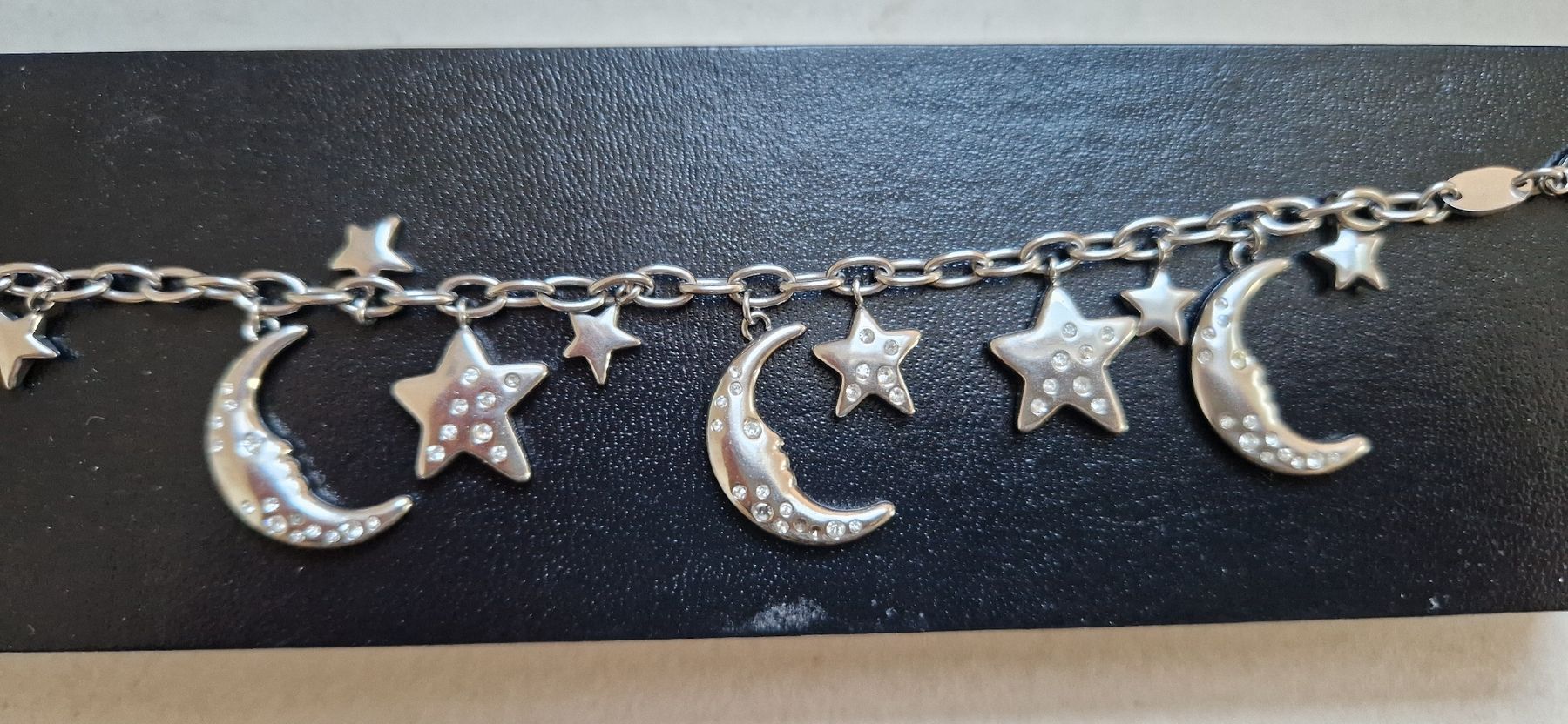 Bracciali & Braccialetti: Bettelarmband mit Mond & Sterne – Usato da Wiesendangen venduto da Stregolina 1