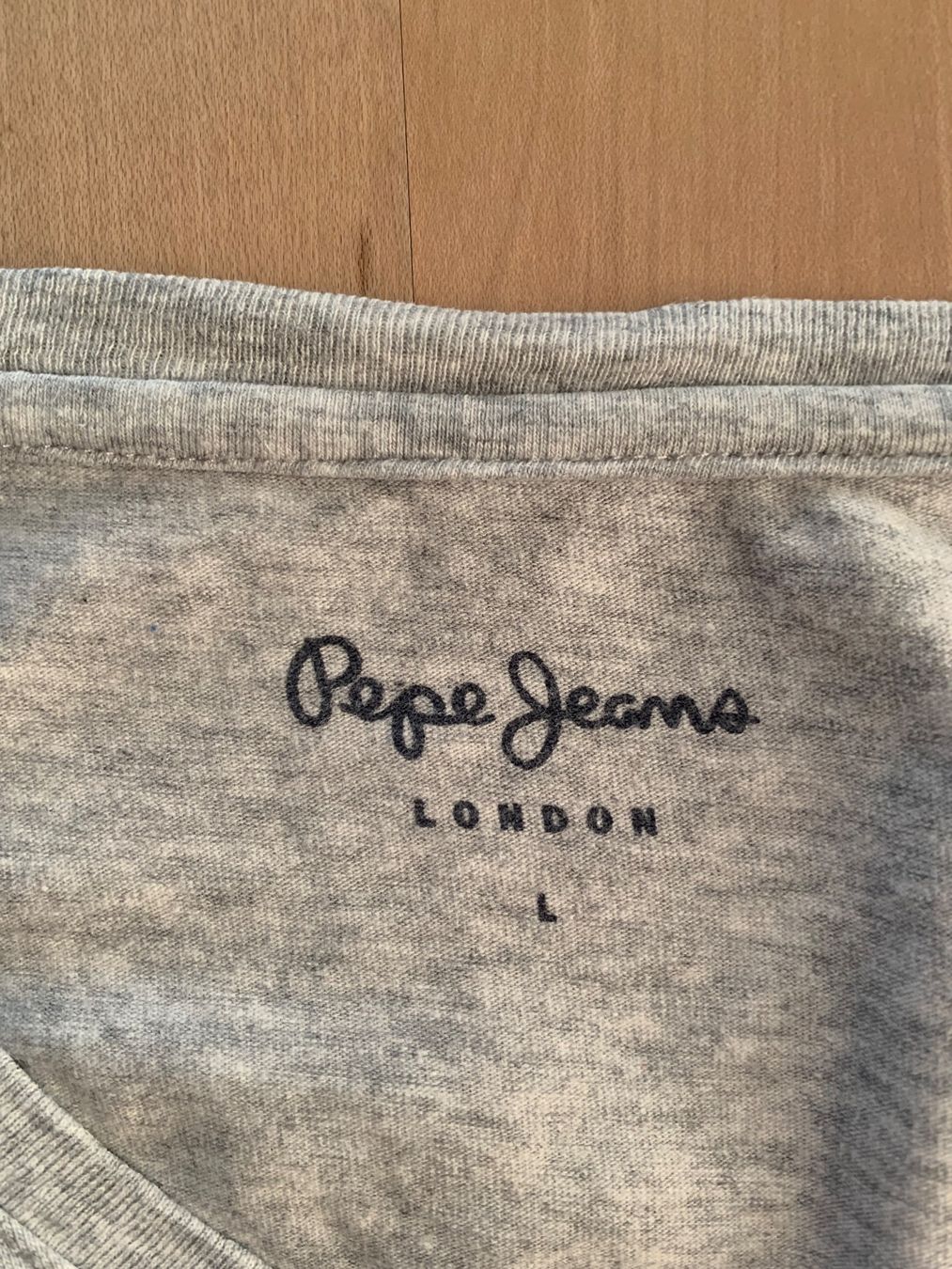 Pepe Jeans T-shirt: Pepe Jeans T-Shirt – Usato da Ennetbaden venduto da usemiste 3