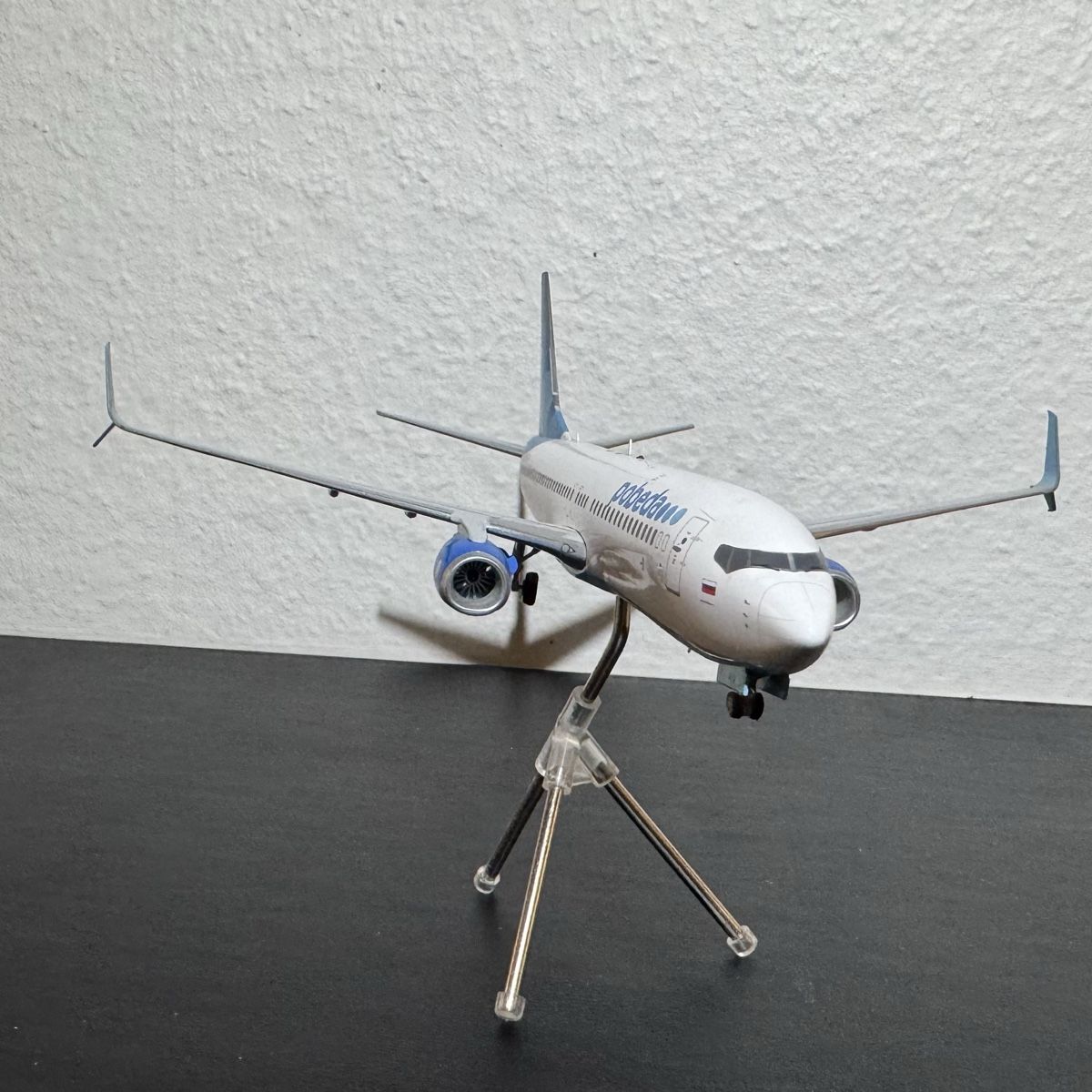 Boeing Kit di modellismo & Modellini statici: Boeing 737-800 "Pobeda" Gemini200, sehr detailliert! – Usato da Therwil venduto da zmili1 2