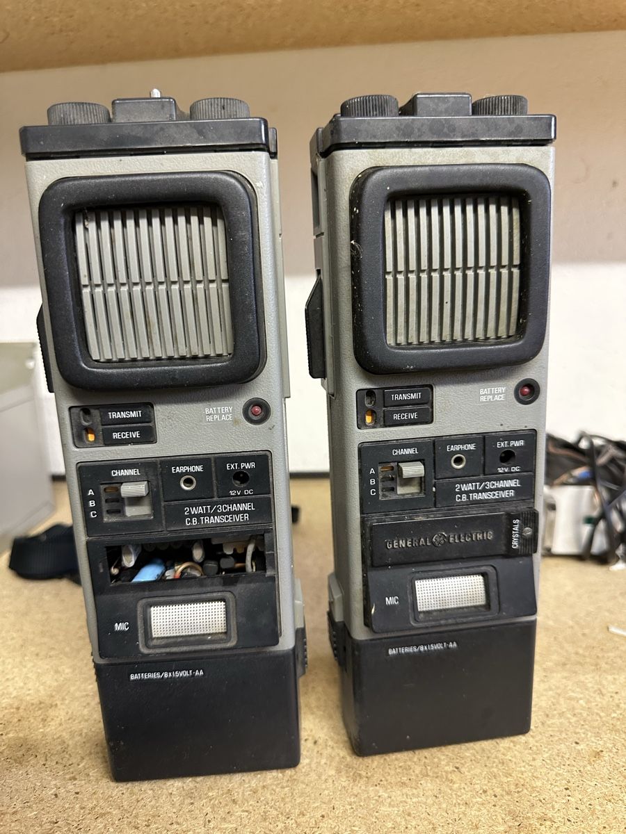 Radiocomunicazione: 2x GE 2Watt 3 Channel CB Transceivers – Difettoso da Gy venduto da espace2003