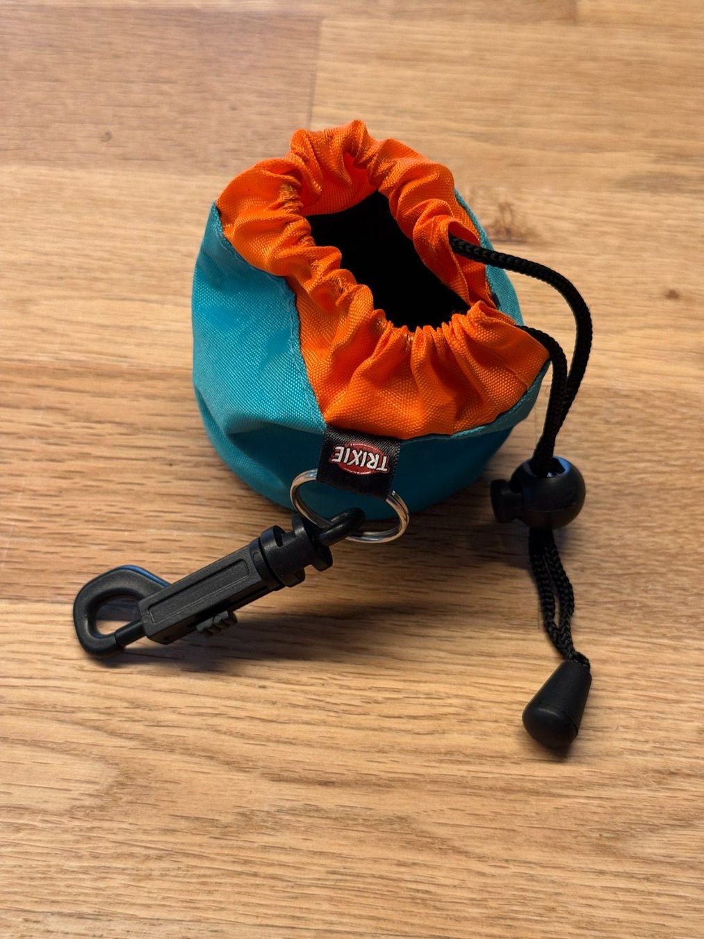 Trixie Borse: Trixie - Leckerli-Beutel - mit Karabiner – Usato da Fällanden venduto da CapShop