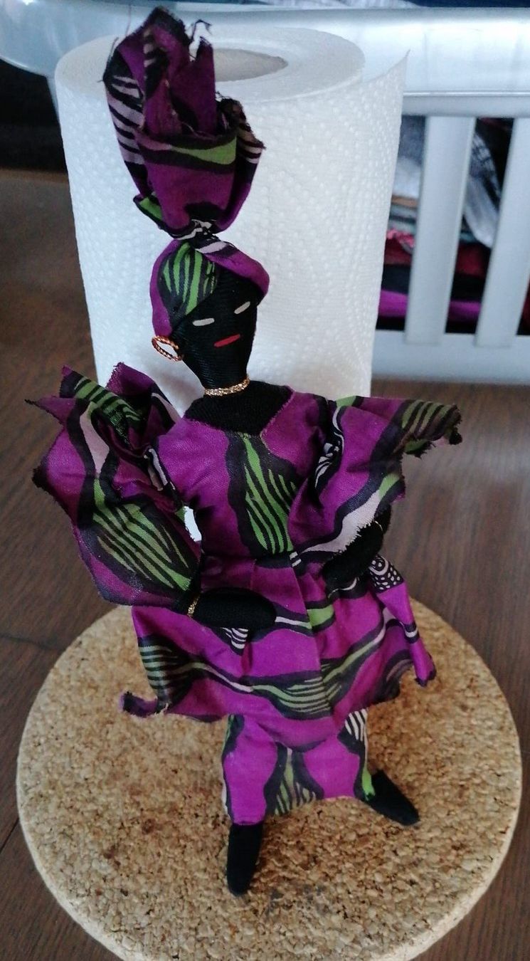 Bambole: Afrikanische Puppe, – Usato da Grächen venduto da Hel7890