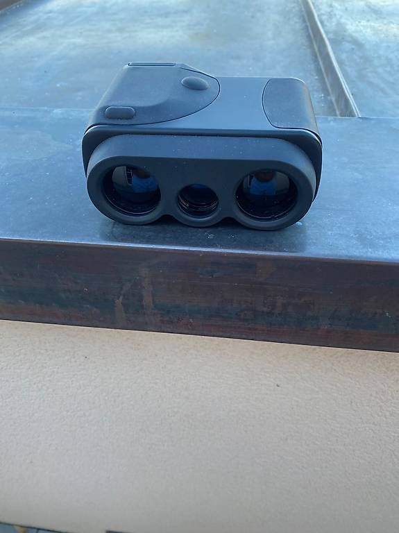 Topcase: Telemetre Bushnell compact 600 – Usato da Genève venduto da cingana 3