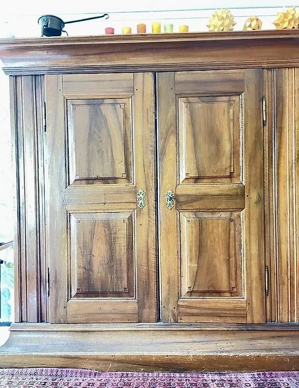 Armoires: Barockschrank Nussbaum – D'occasion à Winterthur par walththo