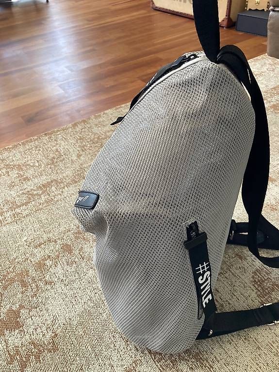 Sacs à dos: Rucksack 35x35x15, Neu – D'occasion à Lyss par stubenwagen 2