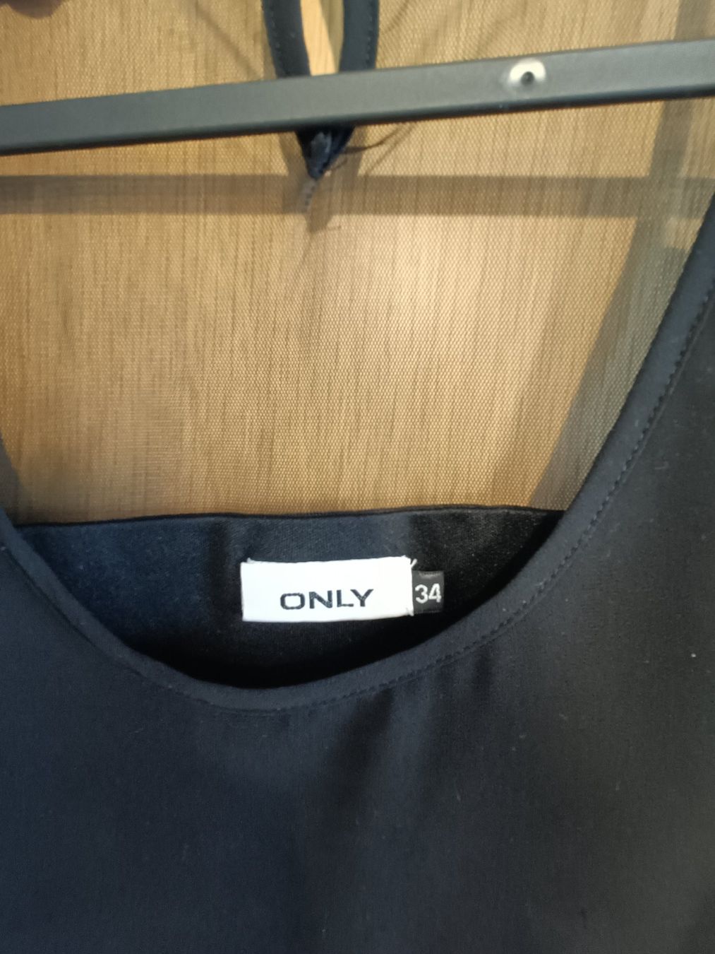 Only Top: Schwarzes ärmelloses Top | Grösse 34 Only – Usato da Zürich venduto da Atelier.Second 3