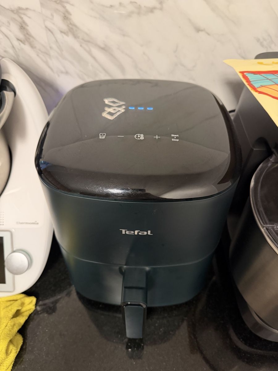 Forni: Air Fryer Tefal  – Usato da Renens VD venduto da aligrapefruit 1
