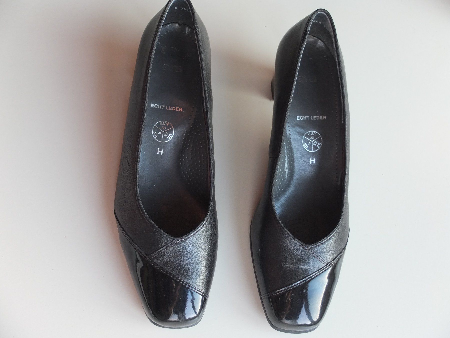 Damenschuhe: Frauenschuhe – Gebraucht aus Gretzenbach von JerFe