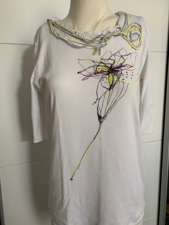 Marc Cain T-shirts: Marc Cain T-Shirt; Gr.6 (ca.S-M) – D'occasion à Luzern par Tavolna
