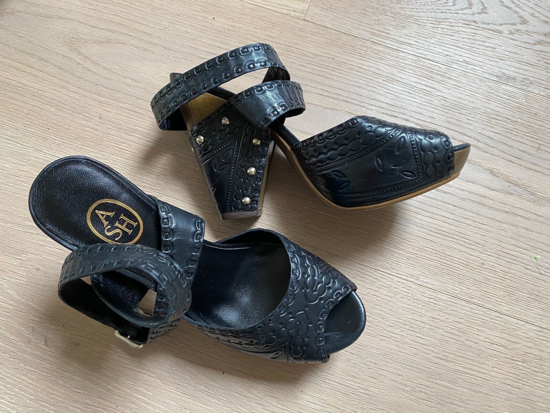 Ash Chaussures femmes: Neue Ash High Heels Grösse 36 – Neuf (Voir description) à Winkel par Flyhy2020 1