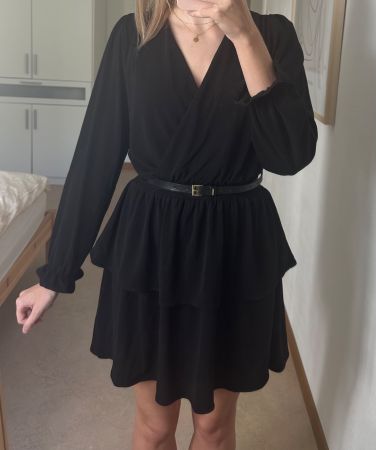 Black Dress Mango (Kleid / Robe)