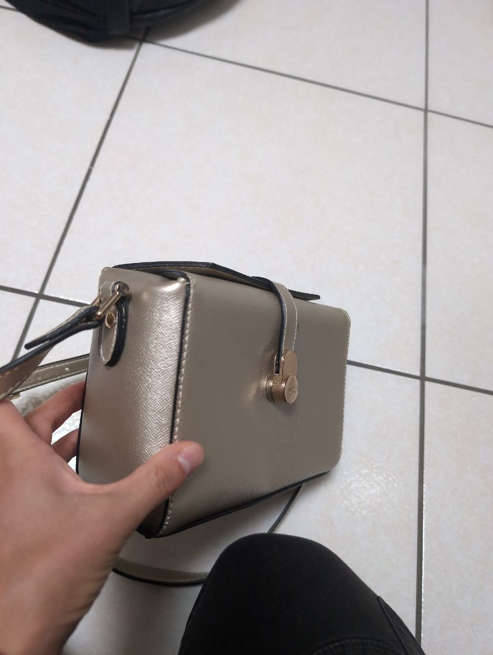 Borse da donna: Borsa tracolla carpisa – Usato da S. Pietro venduto da van_2826 3