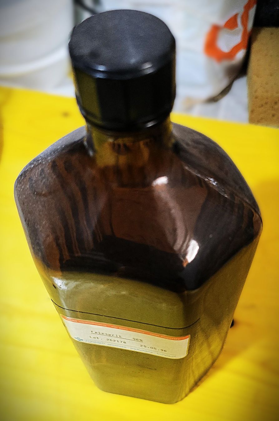 Bottiglie: Vintage - Flasche – Usato da Rüegsauschachen venduto da Hef401