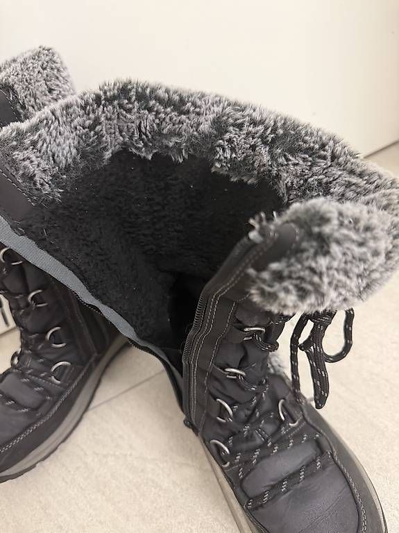 Chaussures filles: Winterstiefel – D'occasion à Kölliken par lul_9zmq 2