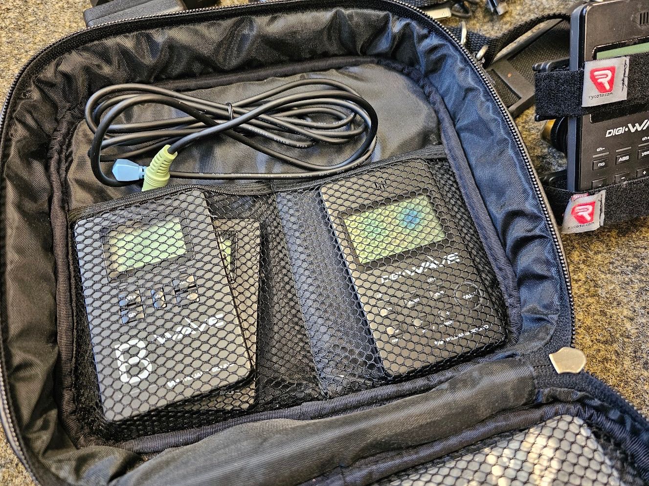 Funktechnik: Digi-Wave Wireless Intercom System mit 4 Einheiten – Gebraucht aus Neuhausen von PBMG 1