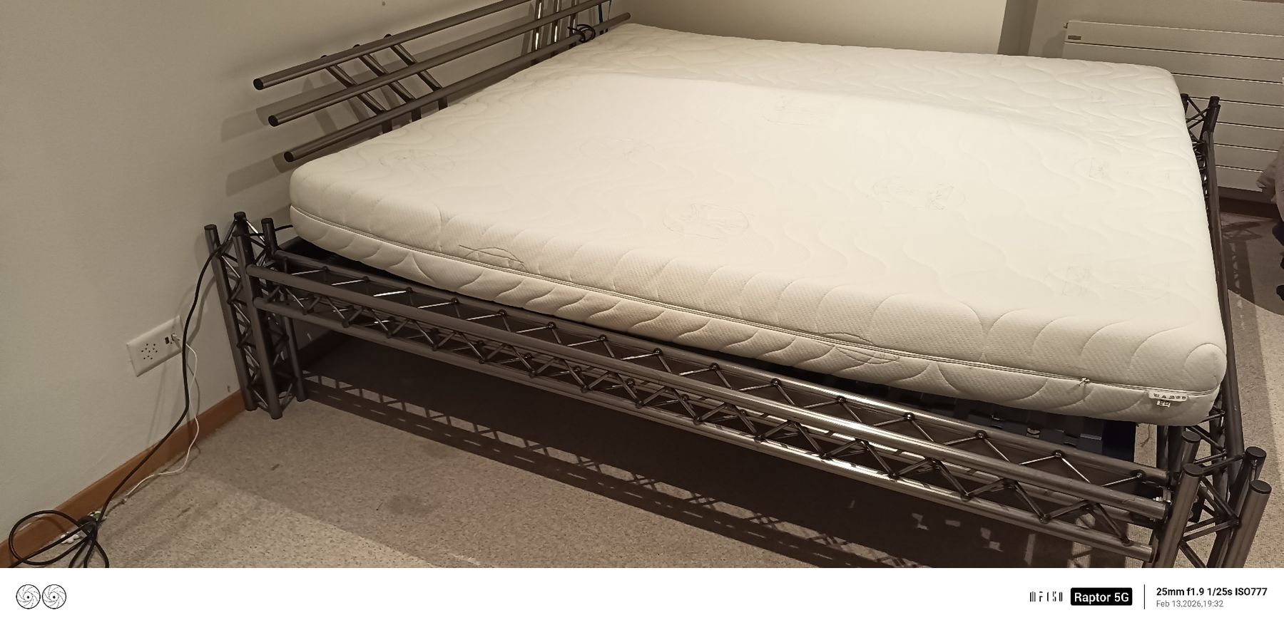 Letti: Bett Truss Traversen 2x2m – Usato da Hallau venduto da Tmn02