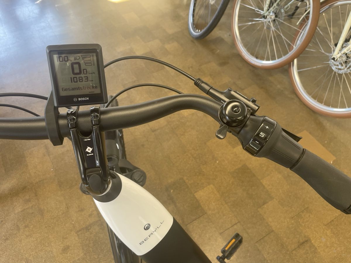 Bosch Velos: Diamant Beryll Bosch 800wh – Gebraucht aus Elgg von M-A-C 2