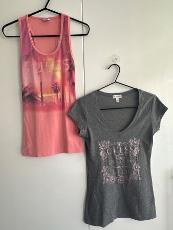 2 FÜR 1 💪🏻 Guess T-Shirts Grösse S - Pink & Gray