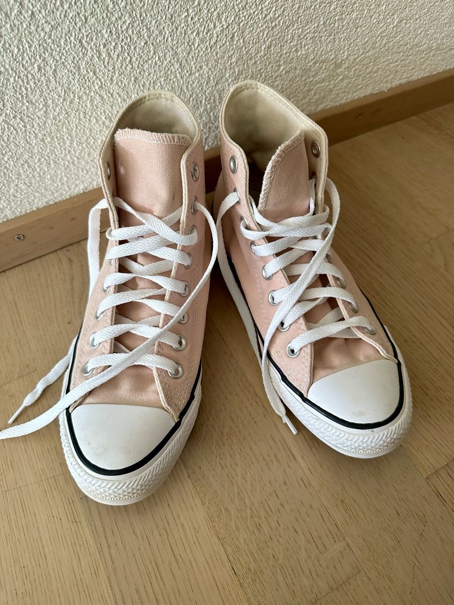 Converse Damenschuhe: Converse high Sneakers in rosa, Gr. 39.5 – Gebraucht aus Kleinandelfingen von Elader 1