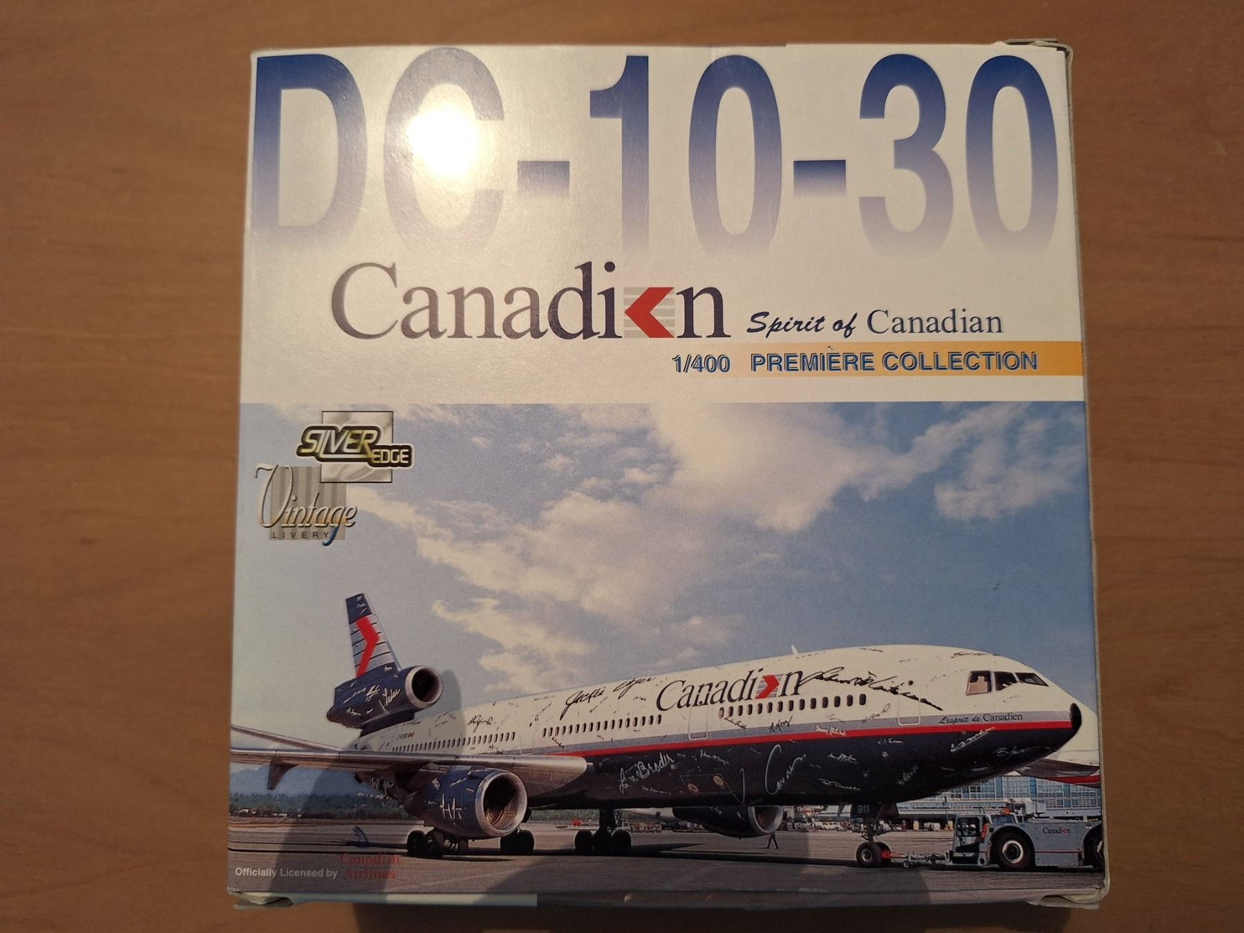 Kit di modellismo & Modellini statici: Canadian DC-10-30 1:400 – Usato da Sargans venduto da nicsam1815