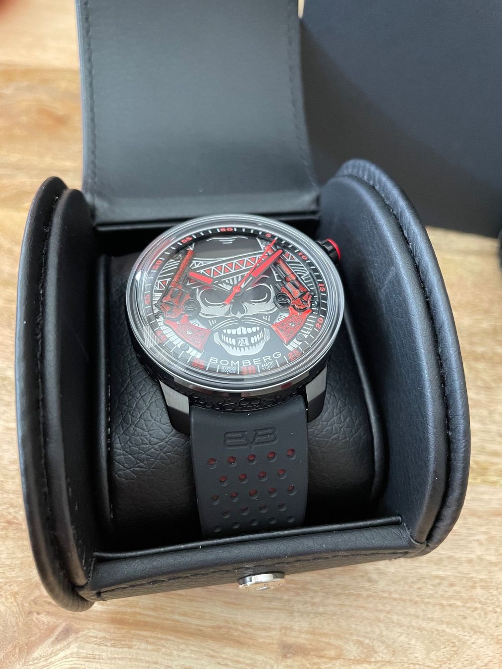 Bomberg Orologi: BOMBERG BB-01 Automatic Pistoleros **NEUWERTIG** – Nuovo (secondo la descrizione) da Allschwil venduto da KShing 5