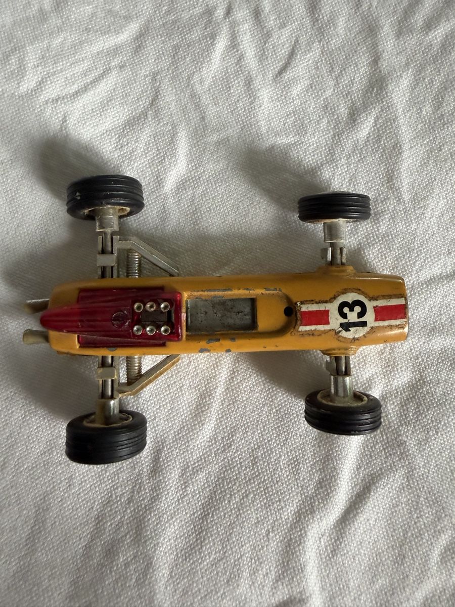 Gama Modellini d'auto: 2 Rennwagen Modellautos r – Usato da Basel venduto da Isavini 2