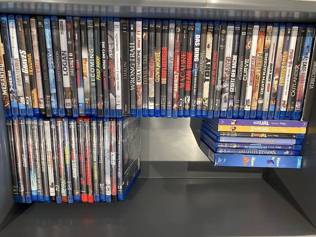 Alle DVDs: Blu-ray Filme – Gebraucht aus Schwändi GL von Blacklife