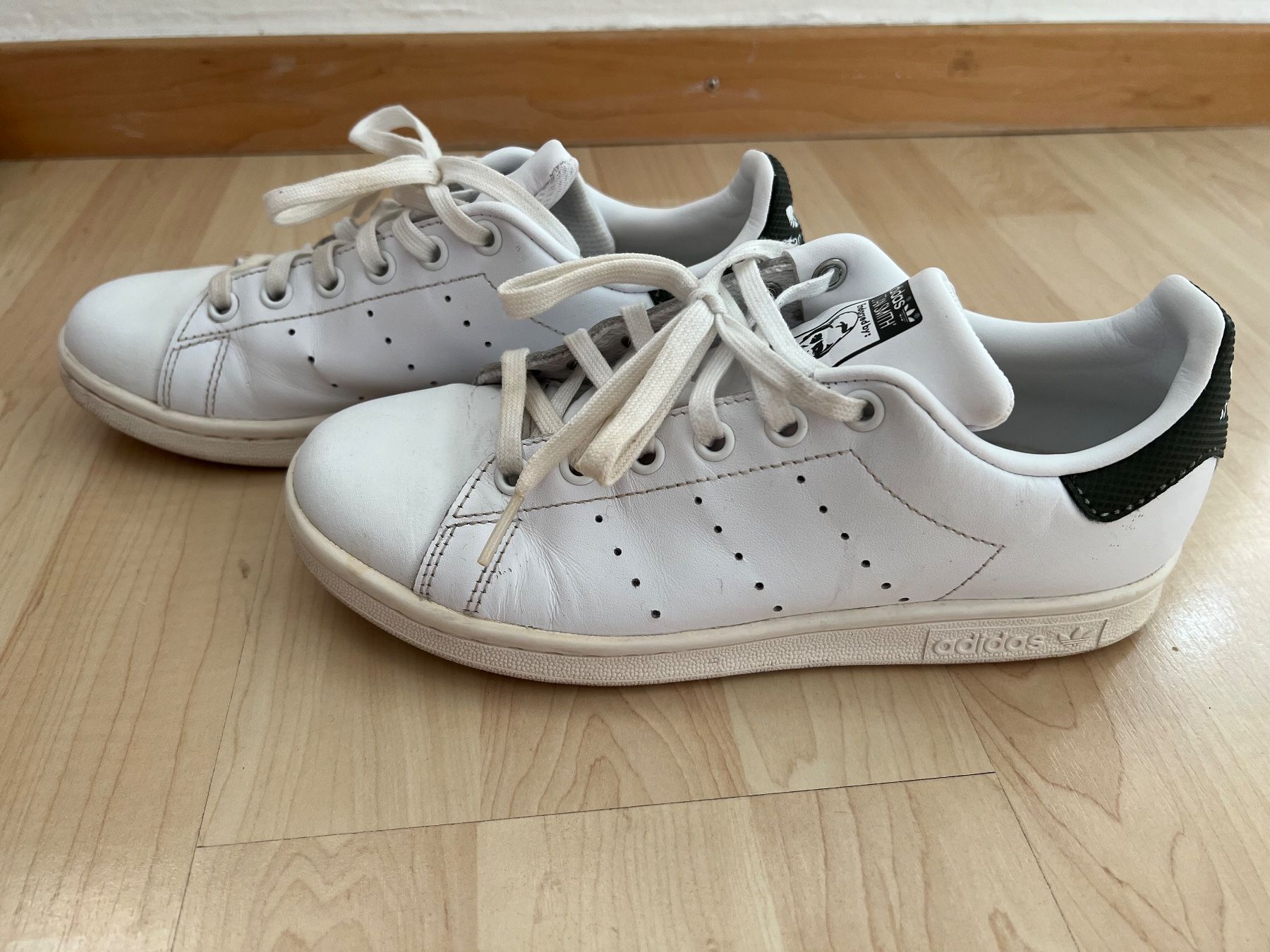 Adidas Herrenschuhe: Adidas Stan Smith Sneaker aus Leder Gr.37 1/3 – Gebraucht aus Siebnen von dte_9kmw 2
