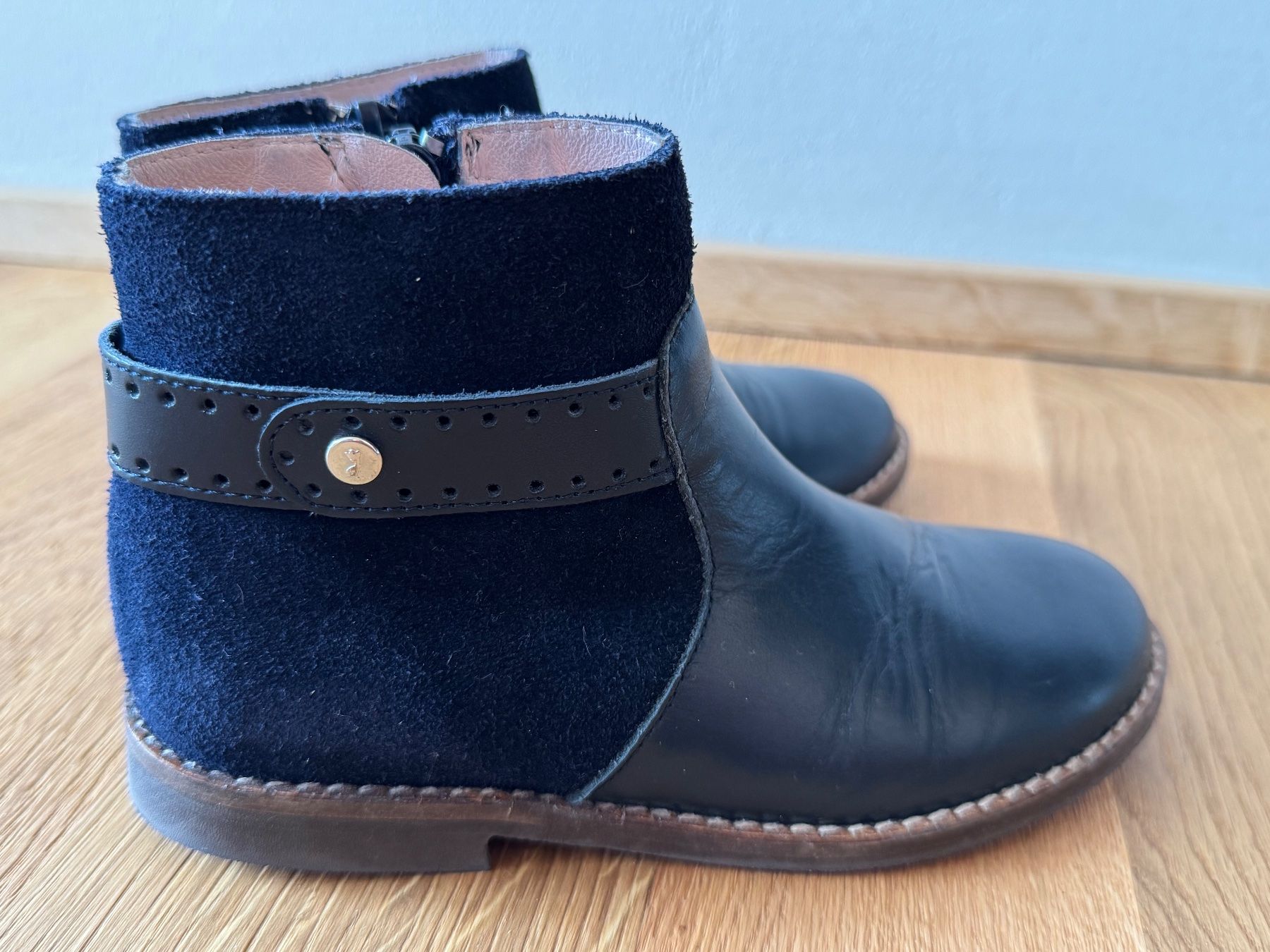 Scarpe per ragazze: Jacadi Navy Blue Leather Boots G28 – Usato da Kilchberg ZH venduto da Gejuba 3