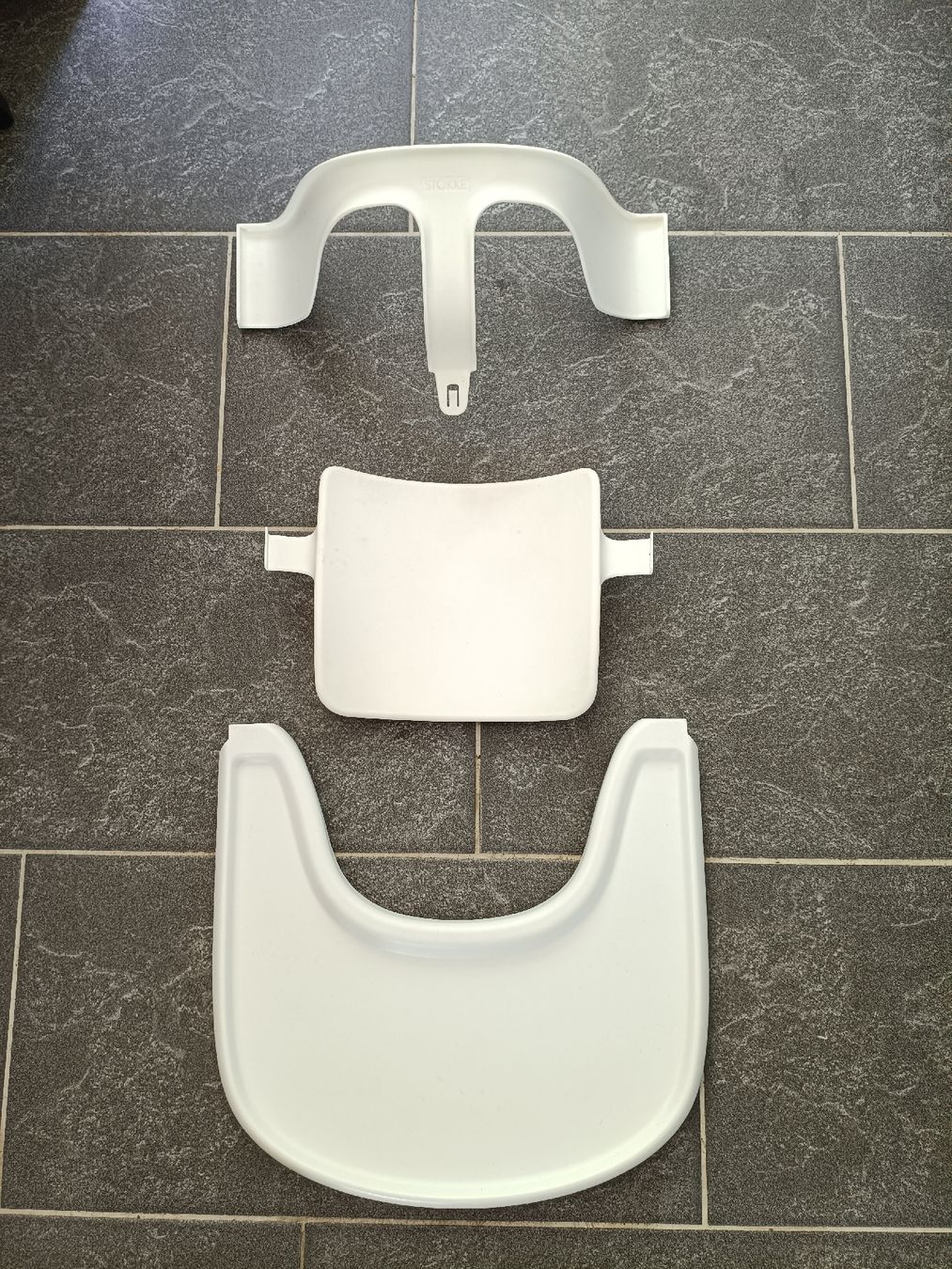 Stokke Hochstühle: Stokke Tripp Trapp Babyset white – Gebraucht aus Zürich von Bonnekamp79