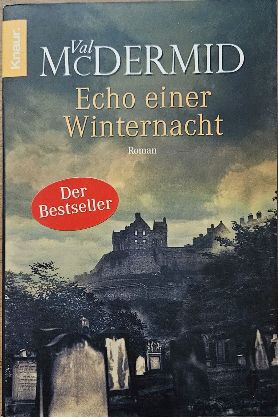 Libri: Val Mc Dermid - Echo einer Winternacht - Band 1 – Usato da Hinwil venduto da brucha01