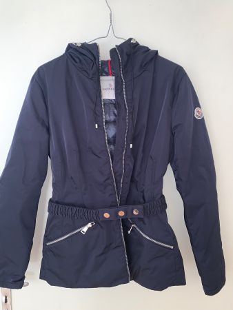 Moncler Jacke Gr.M