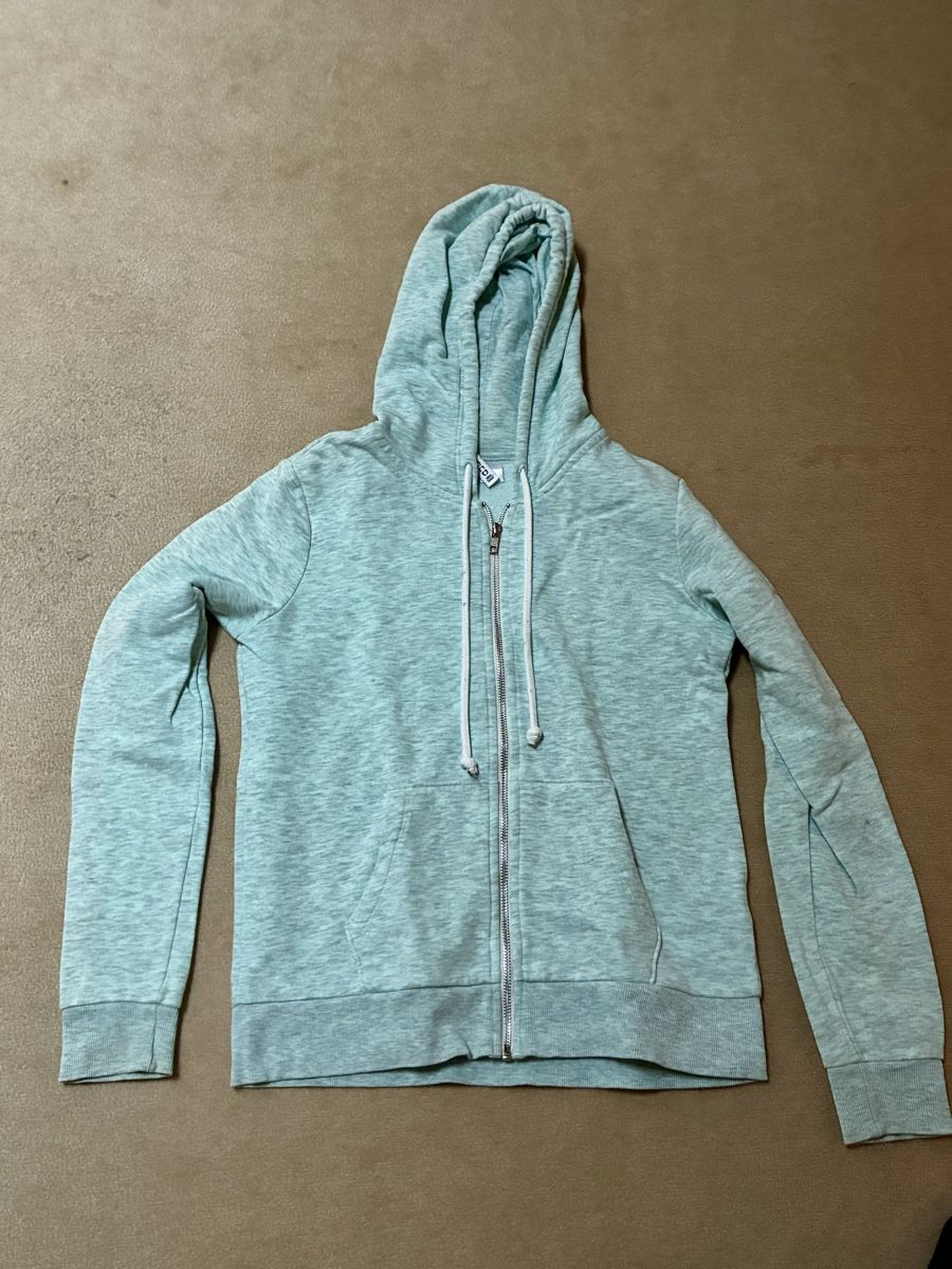 H&M Maglioni & Felpe: Mint Green H&M Hoodie, Size Small – Usato da Schaan venduto da RicX-10