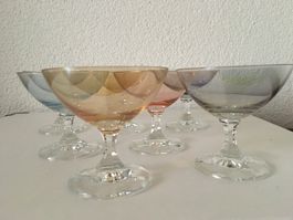 Farbige Cocktail Gläser