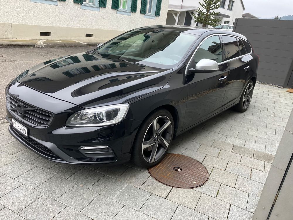 Volvo V60 T6 R Design (Gebraucht) in Buchs LU für CHF 17950 – nur ...