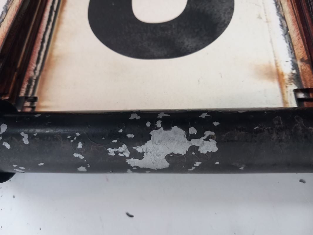 Kalender: Vintage Metall Kalender – Gebraucht aus Hünenberg von Restwert_Zug 3