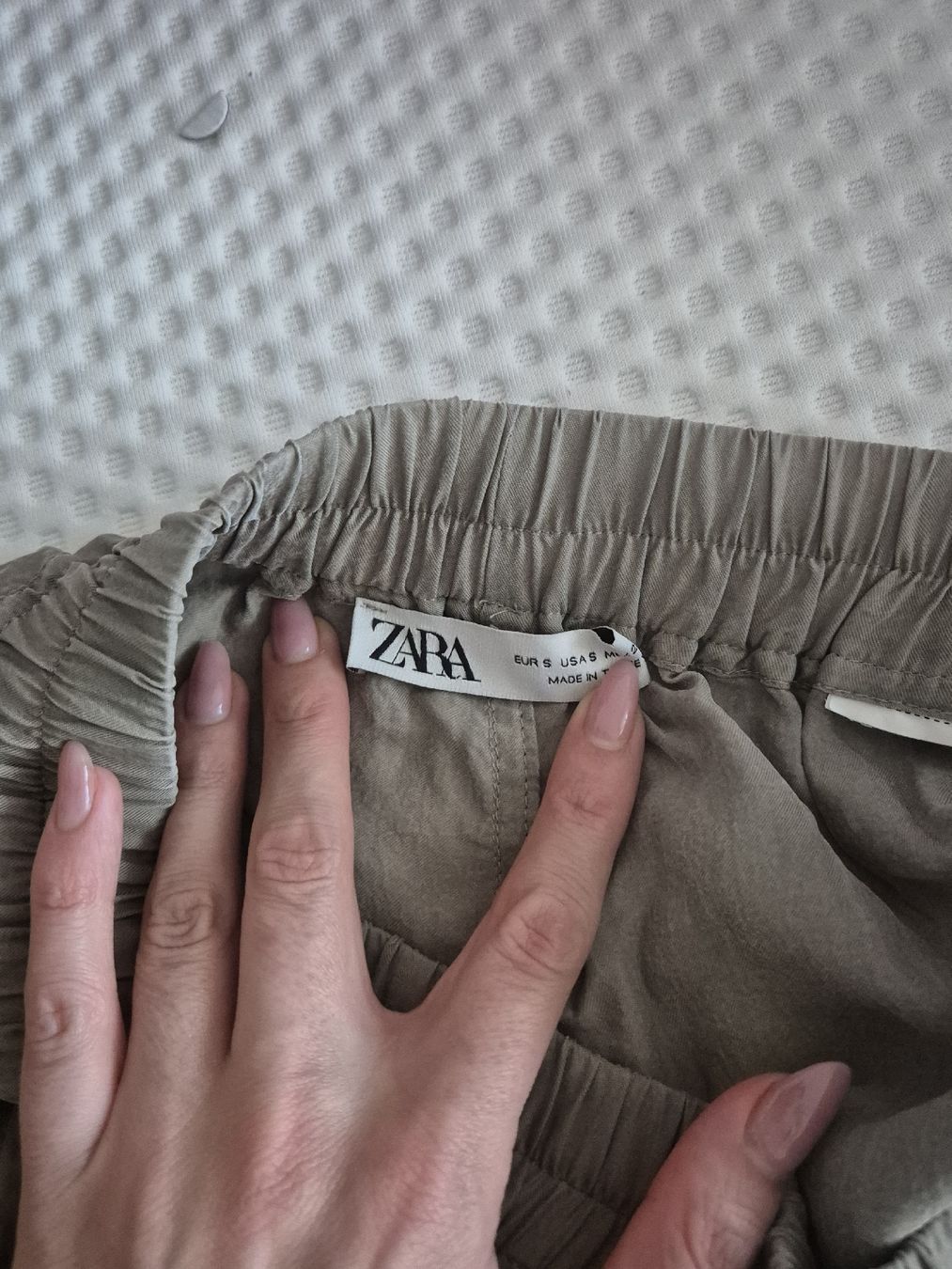Zara Pantaloni: ZARA Shorts 38 – Nuovo (secondo la descrizione) da Lachen SZ venduto da missfranky85 2