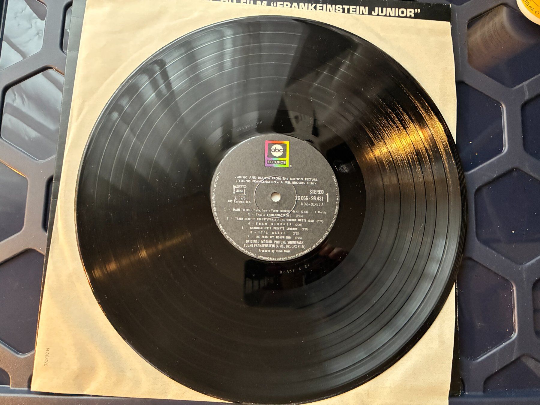 Vinyles: Young Frankenstein (Soundtrack & Dialogue, Vinyle) – D'occasion à Vevey par zecollector 3