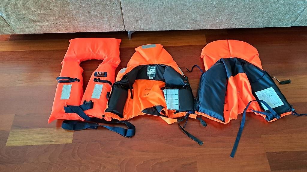 Schwimmwesten: Schwimmwesten 1x Kinder – Gebraucht aus Meggen von hen_p26q 3