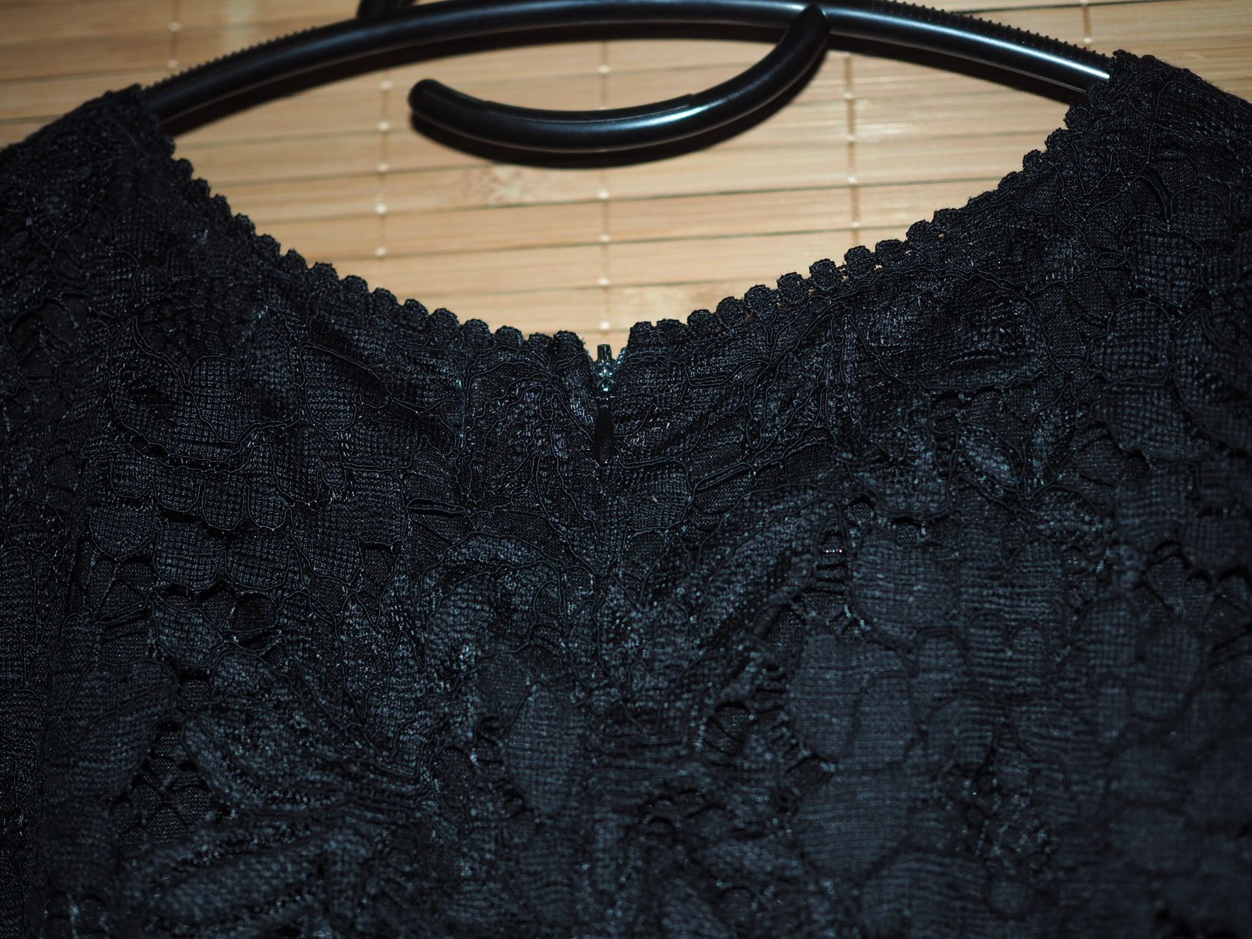 Vestiti: Schickes, schwarzes Spitzenkleid - Gr. S – Nuovo (secondo la descrizione) da Luzern venduto da MweziMystique 6