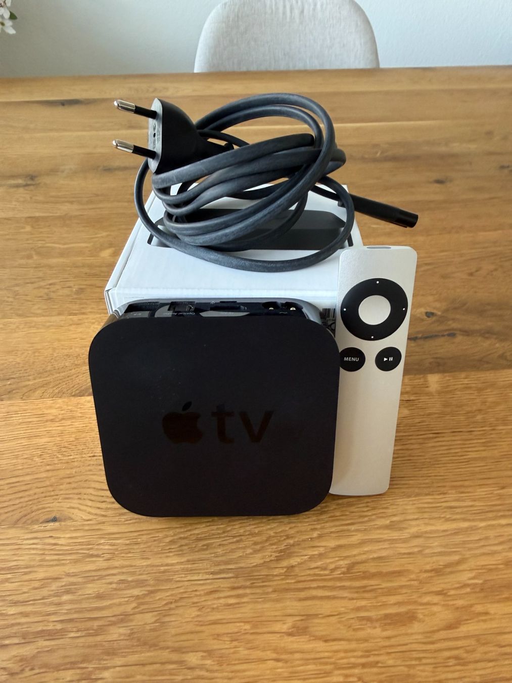 Apple Audio- & Mediensysteme: Apple TV (3.Gen. Model A1469) – Gebraucht aus Dübendorf von LeoneDelPiero 3