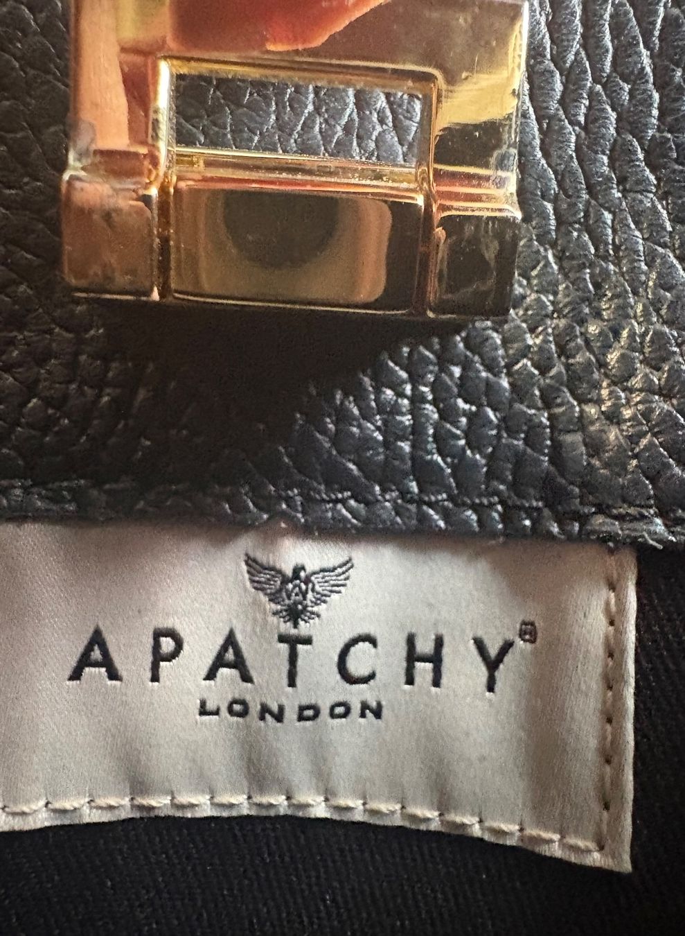 Borse da donna: Schwarze Apatchy London Ledertasche – Usato da Dübendorf venduto da SophieNadine1 4