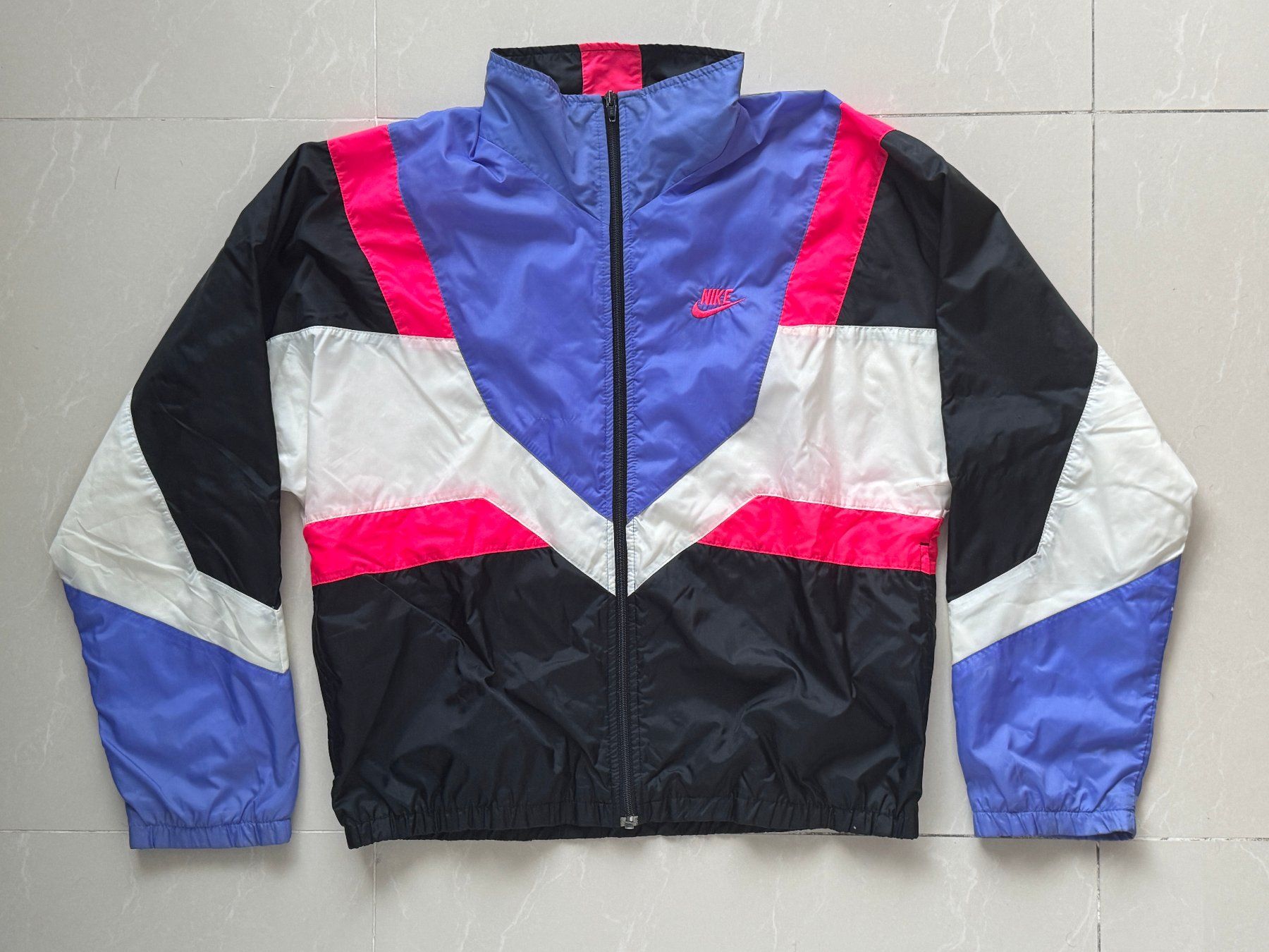 Nike Giacche: Original 80s Nike Windbreaker, Gr. S – Usato da Bern venduto da hoshone